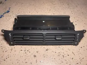 1X436770AG JAGUAR Center Dash Ac Dual Air Vent Bezel