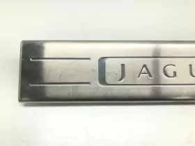 AW93-13200 JAGUAR Xjl Right Front Door Step Scuff Panel Cover #3