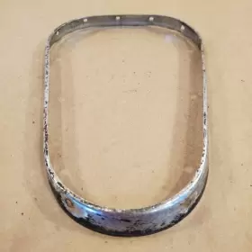 BD19981 JAGUAR Xke Boot Retainer S1