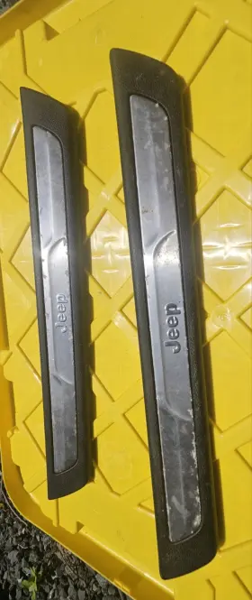 1NC81DX9AB JEEP Front Door Sill Scuff Plate Cover Cherokee