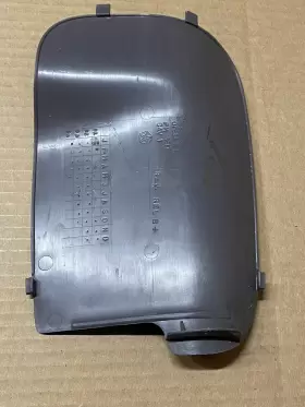 55030944 JEEP Zj Rear Cargo Wheel Cover Fuel Filler Access #2