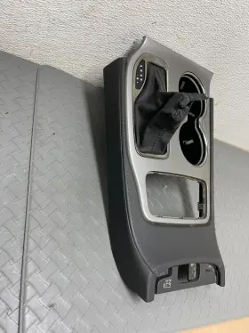5SM401CSAD JEEP Center Console Shifter Bezel Panel Cherokee #2