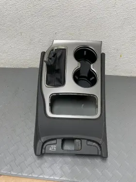 5SM401CSAD JEEP Center Console Shifter Bezel Panel Cherokee