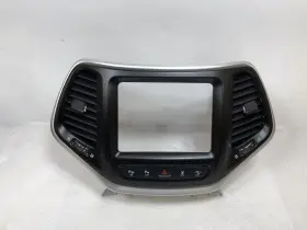 6MC951SAAB JEEP Dash Radio Control Bezel Vent Cherokee