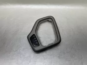 AA1155-P2112131 JEEP Center Console Automatic Shifter