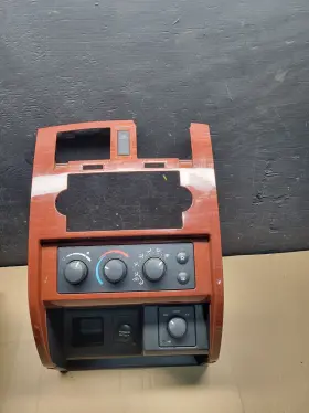 P55056569AC JEEP Climate Temperature Control Radio Panel