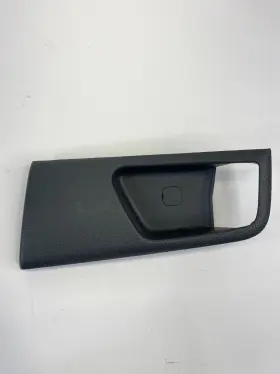 83621-1F000 KIA Rear Right Inner Door Handle Bezel Sportage #2
