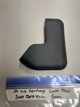 85848-1F000 KIA Front Right Center Lower Pillar Seat Belt