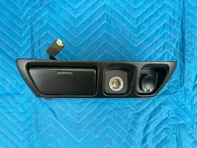 55413-60180 LEXUS Dash Lower Center Finish Panel Ashtray #2