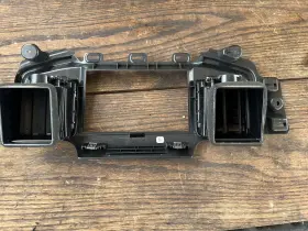 DA53-5404302 LINCOLN Center Radio Dash Air Vent Mks #2