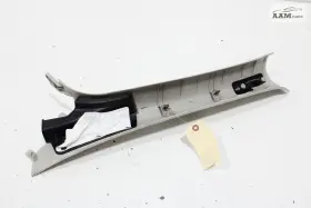 DP53-F03198-L LINCOLN Front Right Passenger Windshield Pillar #3