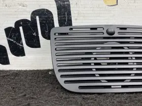 68235500 MASERATI Granturismo Dash Dashboard Speaker Cover #2