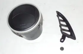 GK2A-64730 MAZDA Front Right Passenger Dash Air Vent Set