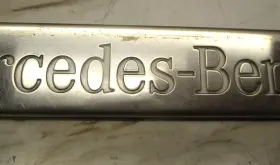 1666809500 MERCEDES Front Right Passenger Door Sill Plate #2