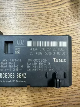 2049000300 MERCEDES Communication Interface Module GL450