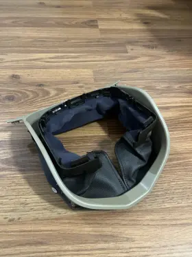 6821316 MERCEDES Steering Wheel Column Shroud Boot Cover A204