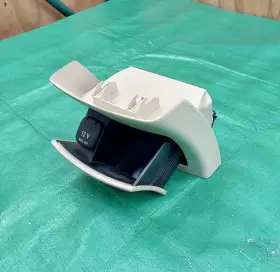 A2116800450 MERCEDES Rear Center Console Ash Tray E350 W211 #3