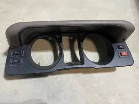MB652145 MITSUBISHI Cluster Gauge Dash Bezel Surround Montero