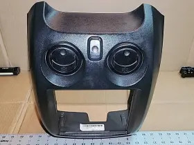 MR320556 MITSUBISHI Center Dash Radio Surround Vent Bezel