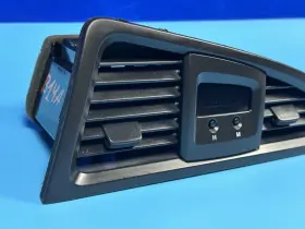 25820-3W400 NISSAN Center Dash Vent Clock Bezel QX4 Infiniti #2