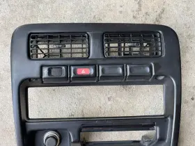 68750-75P00 NISSAN Hardbody Center Dash Radio Panel #2