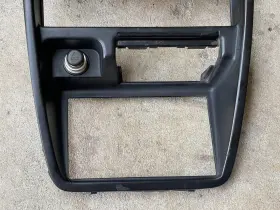 68750-75P00 NISSAN Hardbody Center Dash Radio Panel #3