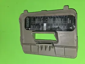 68964JA000 NISSAN Interior Dash Fuse Cover Altima #2