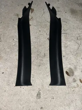 76911CD000 NISSAN Front Interior Pillars Set 350Z