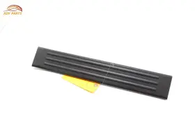769B68S500 NISSAN Rear Right Door Sill Scuff Plate Cover