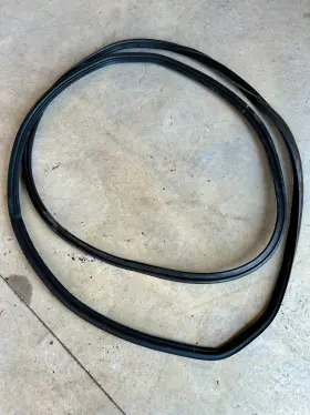 90832-32P01 NISSAN Rear Trunk Cargo Luggage Weatherstrip Seal