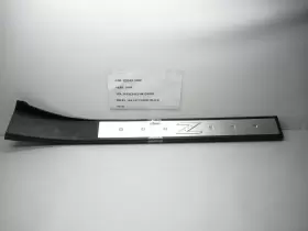 999M1-ZP003-PS NISSAN Rh Kick Plate Cover 350Z #2