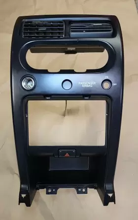 K10413 NISSAN Radio Climate Dash Bezel Vents 650 Frontier
