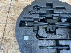 09149-B1300 HYUNDAI Trunk Tools Foam Liner G80 Genesis #3