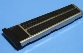 1608448 CADILLAC Fleetwood Gas Pedal Deville Eldorado Seville