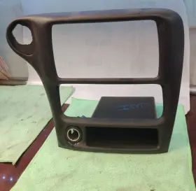22607523 CHEVY Climate Control Radio Bezel