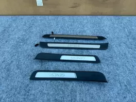 85873-B1000 HYUNDAI Scuff Door Sills Set G80 Genesis