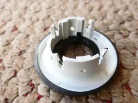 98975643 OEM GM Center Dash Bezel Key Hole Ignition Surround #2