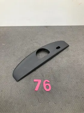 7L5867929 PORSCHE Rear Wiper Motor Arm Panel Cover Cayenne