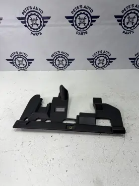 7P5815173 PORSCHE Left Driver Front Dash Lower Cayenne