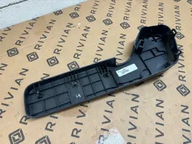 PT00048131 RIVIAN Cushine Shield Ib Lhd #2