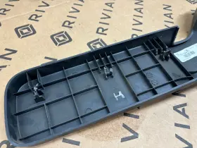 PT00048131 RIVIAN Cushine Shield Ib Lhd #3