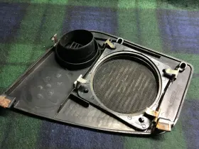 4168779 SAAB Passengers Front Dash Speaker Grill #3