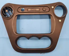 254.GM7P04 SATURN Ion Dash Radio Ac Climate Control Bezel