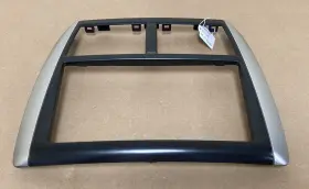 66065SC010 SUBARU Dash Audio Radio Bezel Panel Forester #2