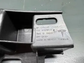 1079765 TESLA Rear Right Lower Pillar Racetrack Cover Bracket #3