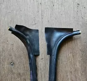 IN2553Z GM Door Jamb Rear Pinchweld Windlace Convertible #3