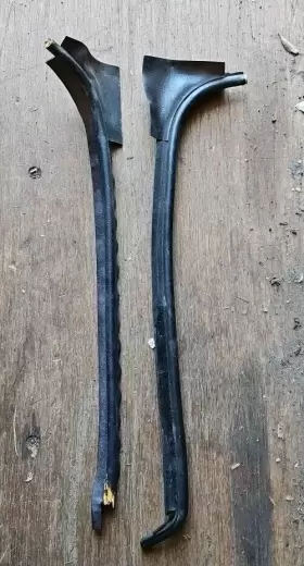 IN2553Z GM Door Jamb Rear Pinchweld Windlace Convertible