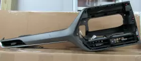 055641-E100 TOYOTA Radio Display Panel Dashboard Bezel Ac