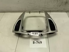 251-58984 TOYOTA Hv Front Dash Radio Climate Control Bezel