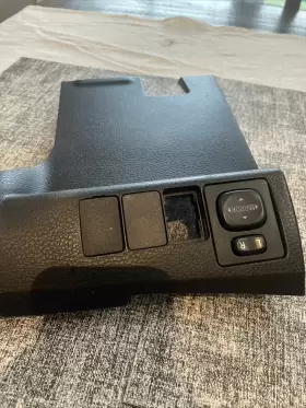 55545-02100 TOYOTA Fuse Box Cover Kick Panel Corolla #2